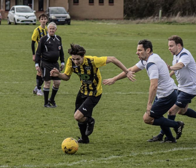 Lion FC (@lionfcbristol) on Twitter photo First XI Fixture 12/04/25
Sponsored by <a href="/DistinctionDec1/">Distinction Decorating</a>
π <a href="/oldlandafc/">Oldland Abbotonians FC</a>
ποΈ Little Stoke Playing Fields BS34 6HR
β° 2:00PM Kick Off First XI Fixture 12/04/25
Sponsored by <a href="/DistinctionDec1/">Distinction Decorating</a>
π <a href="/oldlandafc/">Oldland Abbotonians FC</a>
ποΈ Little Stoke Playing Fields BS34 6HR
β° 2:00PM Kick Off