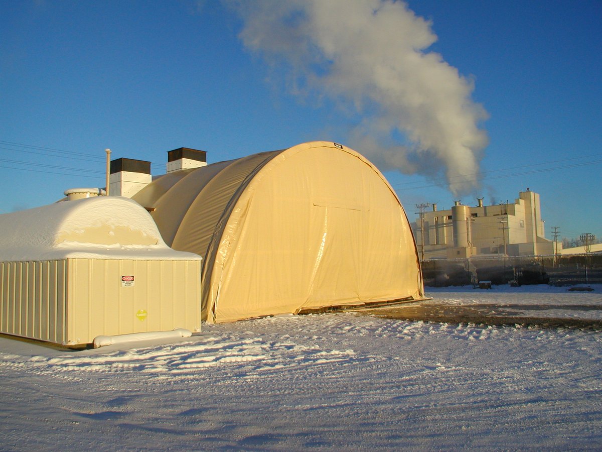 SteamNow's tweet image. Our equipment always proves itself in the toughest conditions. In Alaska, our 30K lb/hr #boilersystem ran flawlessly in sub-zero temps. In the Middle East, our 70K lb/hr boiler and 130K #feedwatervan supported a project in 104°F heat. Read the full story nationwideboiler.com/pdfs/steamline…