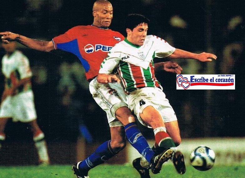 🗓 11/04/2002

<a href="/Nacional/">Nacional</a> derrotó 1️⃣-0️⃣ a <a href="/Velez/">Vélez Sarsfield</a> 🇦🇷 y clasificó a octavos de final de 🏆🌎 <a href="/Libertadores/">CONMEBOL Libertadores</a>

🏟 José Amalfitani, Bs. As. 🇦🇷

⚽️ <a href="/Marcovanzini_8/">Marco Vanzini</a>

✅El Decano ostenta 6️⃣7️⃣ victorias visitantes en 🏆<a href="/Libertadores/">CONMEBOL Libertadores</a>, siendo el máximo ganador del continente en esa condición