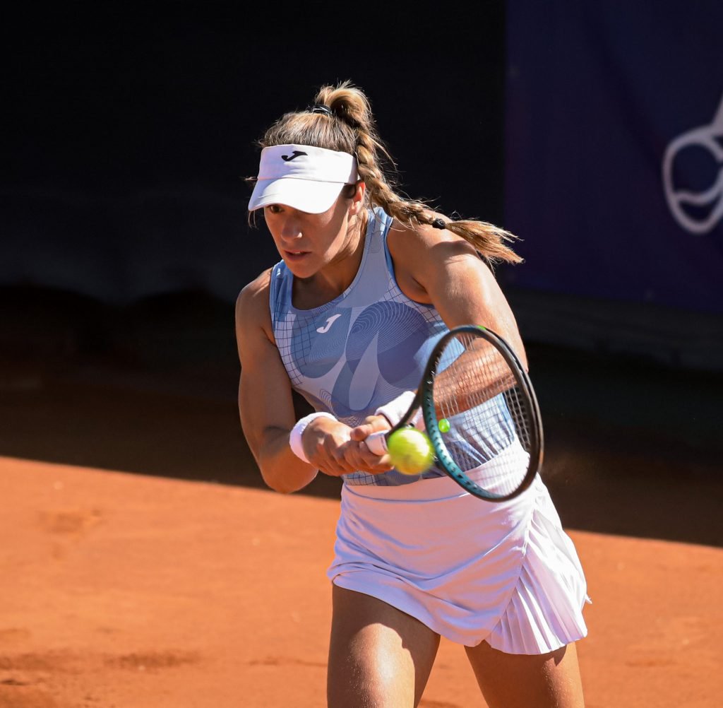 Solana Sierra lleva 8 partidos ganados en forma consecutiva; con el título  en el WTA-125 de Antalya y ahora la semi en el WTA-75 de Bellinzona. Mañana  enfrentará a Tyra Grant (venció