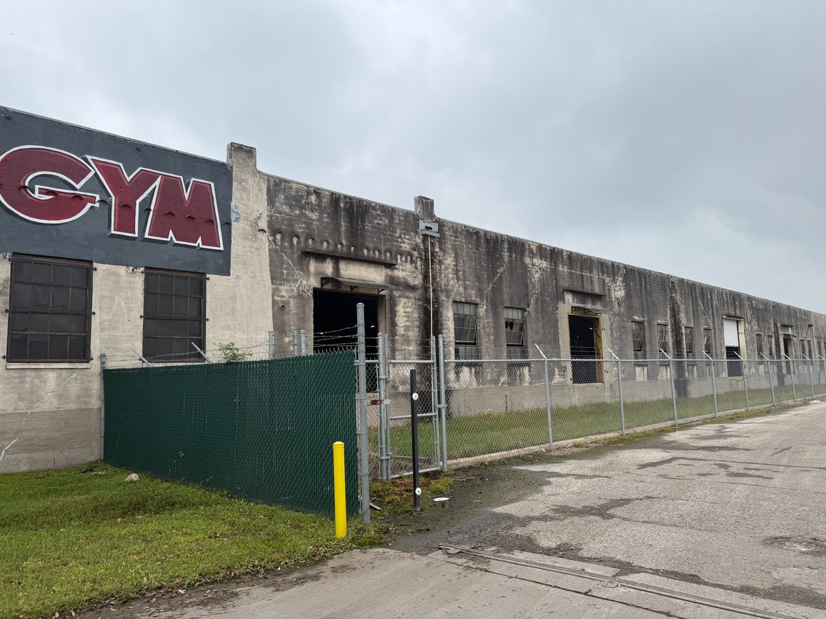 build_houston tweet media