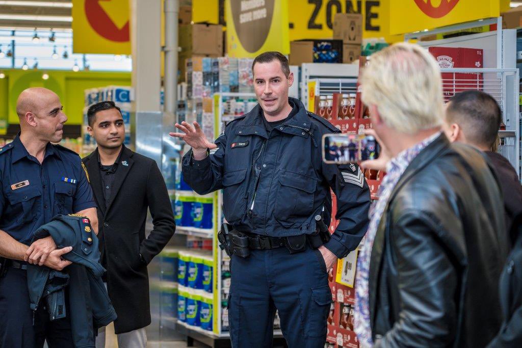 Big impact, made possible by big hearts.

We’ve helped deliver $75,000 worth of food &amp; gift cards in support to local food banks-providing meals and hope to families living across our communities in <a href="/RegionofHalton/">Halton Region</a> <a href="/regionofpeel/">Peel Region</a> .

Thanks to our amazing partners <a href="/PeelPolice/">Peel Regional Police</a>