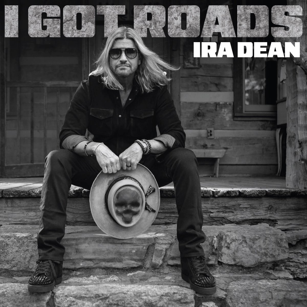 Ira Dean's record dropped today... he said that if I told y'all that he would owe me. It has our song Tele Man on it !!! RD iradean.lnk.to/igotroads