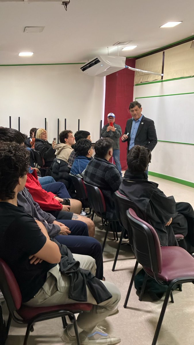 Deptogestion's tweet photo. [En desarrollo] Charla "Aranceles: Trump y los Impactos Económicos en un Mundo Globalizado" a cargo del Dr. Franco Parisi @faceubb @ubbchile https://t.co/7ezZVUpkcU