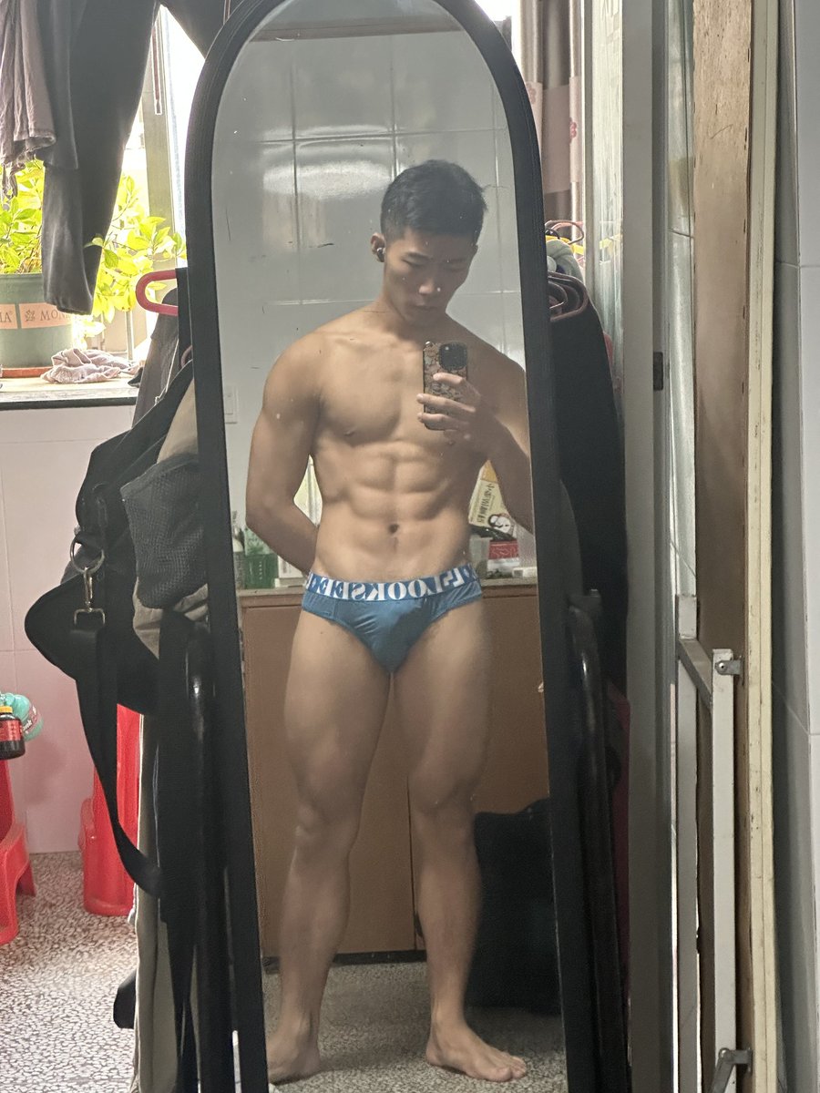努力健身的憨憨 tweet media
