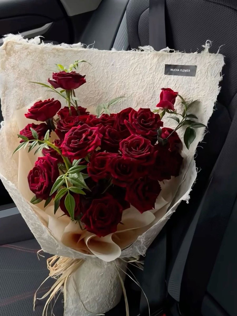 Red roses bouquet