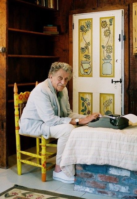 The Moth Magazine tweet media