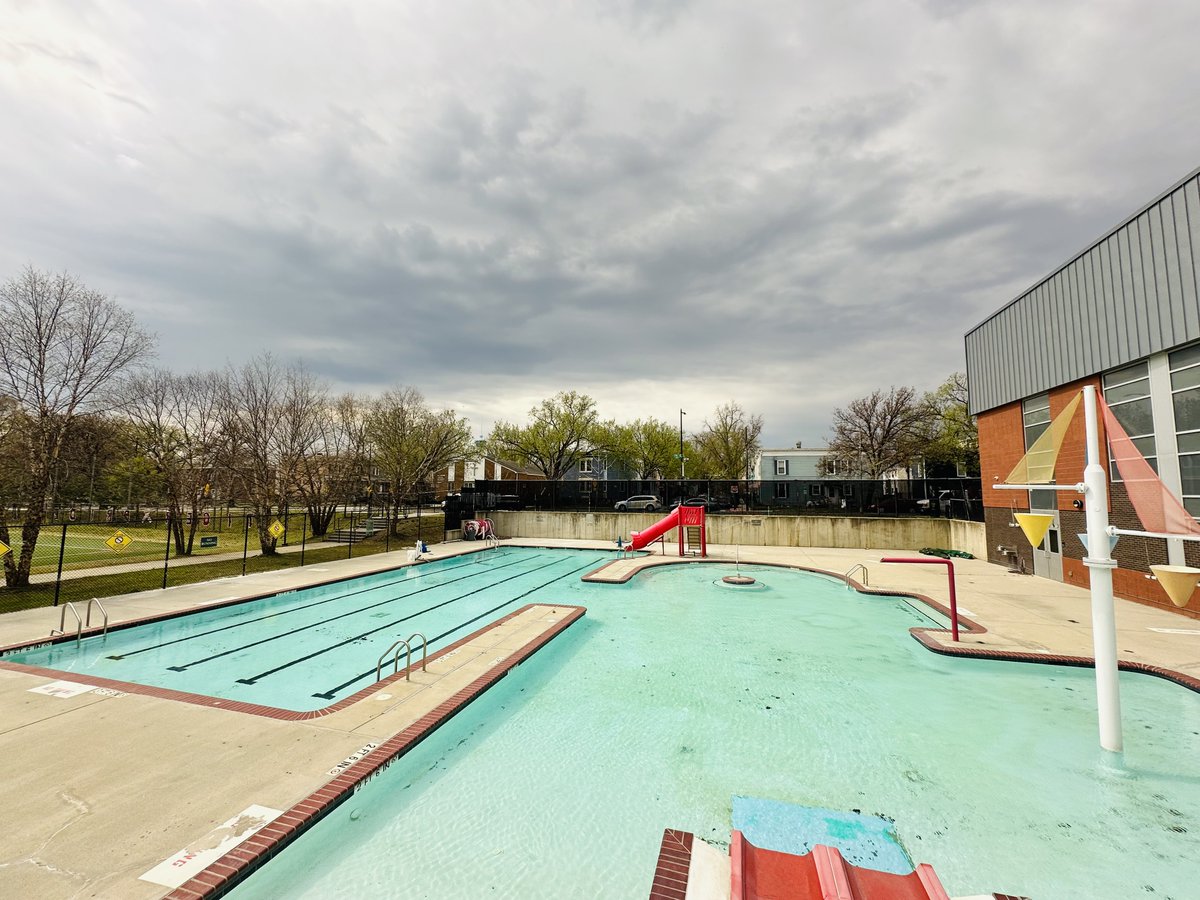 DCDGS's tweet photo. Our Facilities Team is hitting every outdoor pool in preparation for the summer! It's a team effort to get our pools ready for summer fun!🏊
Some are receiving their deep cleanings, while others are now entering the filling-up stages. #DGSAtWork #PoolReadiness #DGSMaintainsDC https://t.co/I8kOusq224