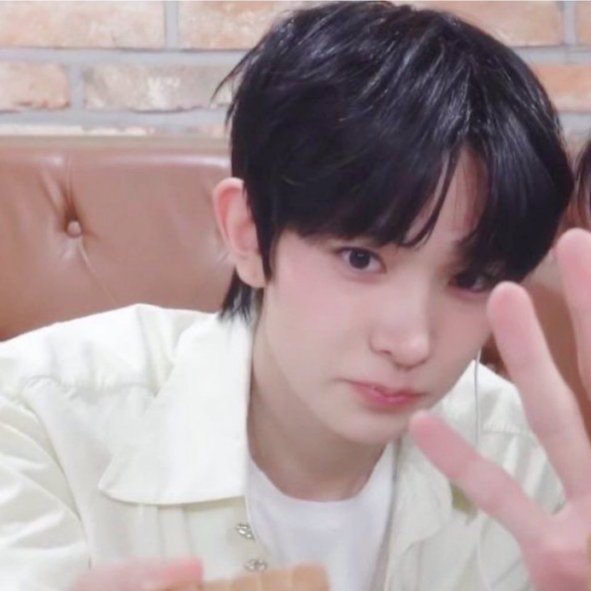 day1uv_'s tweet photo. 오늘은 세계 햄스터의 날이다 https://t.co/5EMJFTLlsW