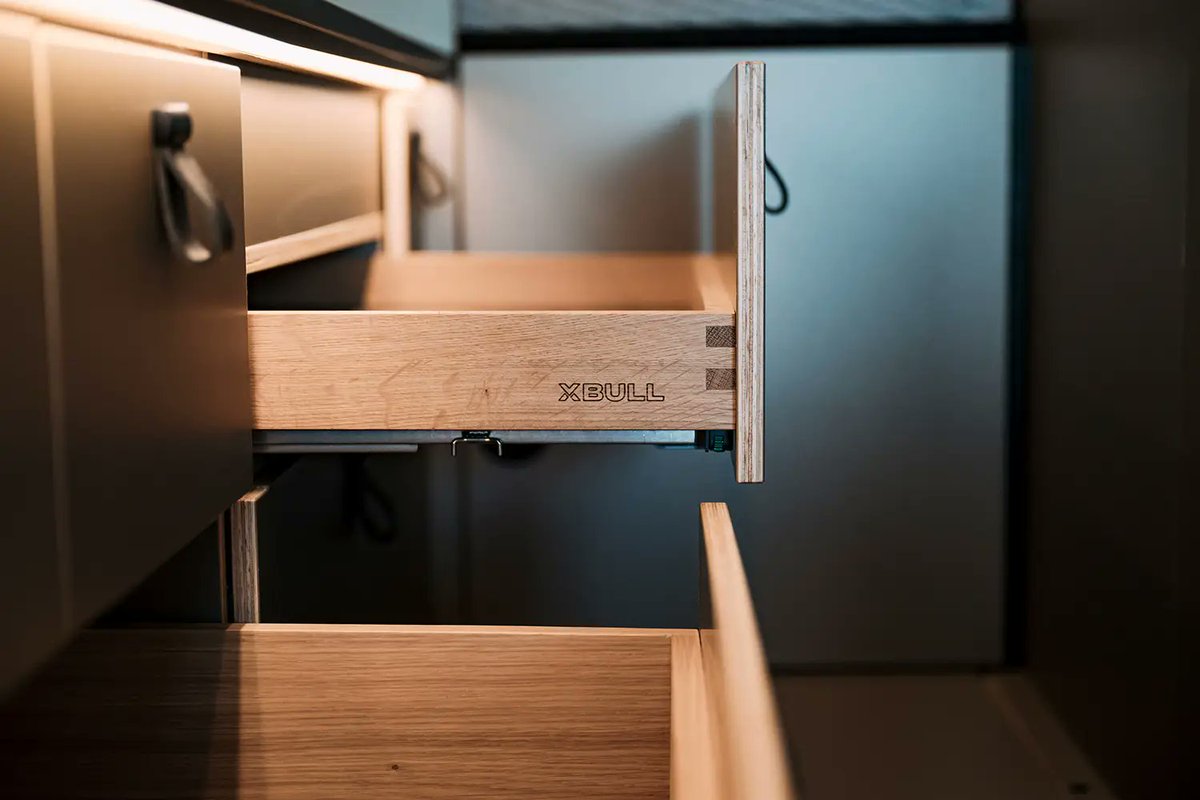 RREGlobal's tweet image. Check out this beautifully crafted van interior by Xbull featuring Queenply! 🌟 Thinner sheets provide great strength while being lightweight and free of off-gassing. Elevate your next build with Queenply! #Queenply #VanInterior #CustomVans