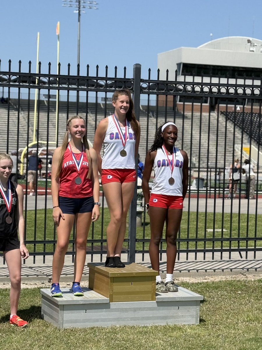 Congratulations Emma Kidder and Leilani Goodman!!! Regional Bound!!
