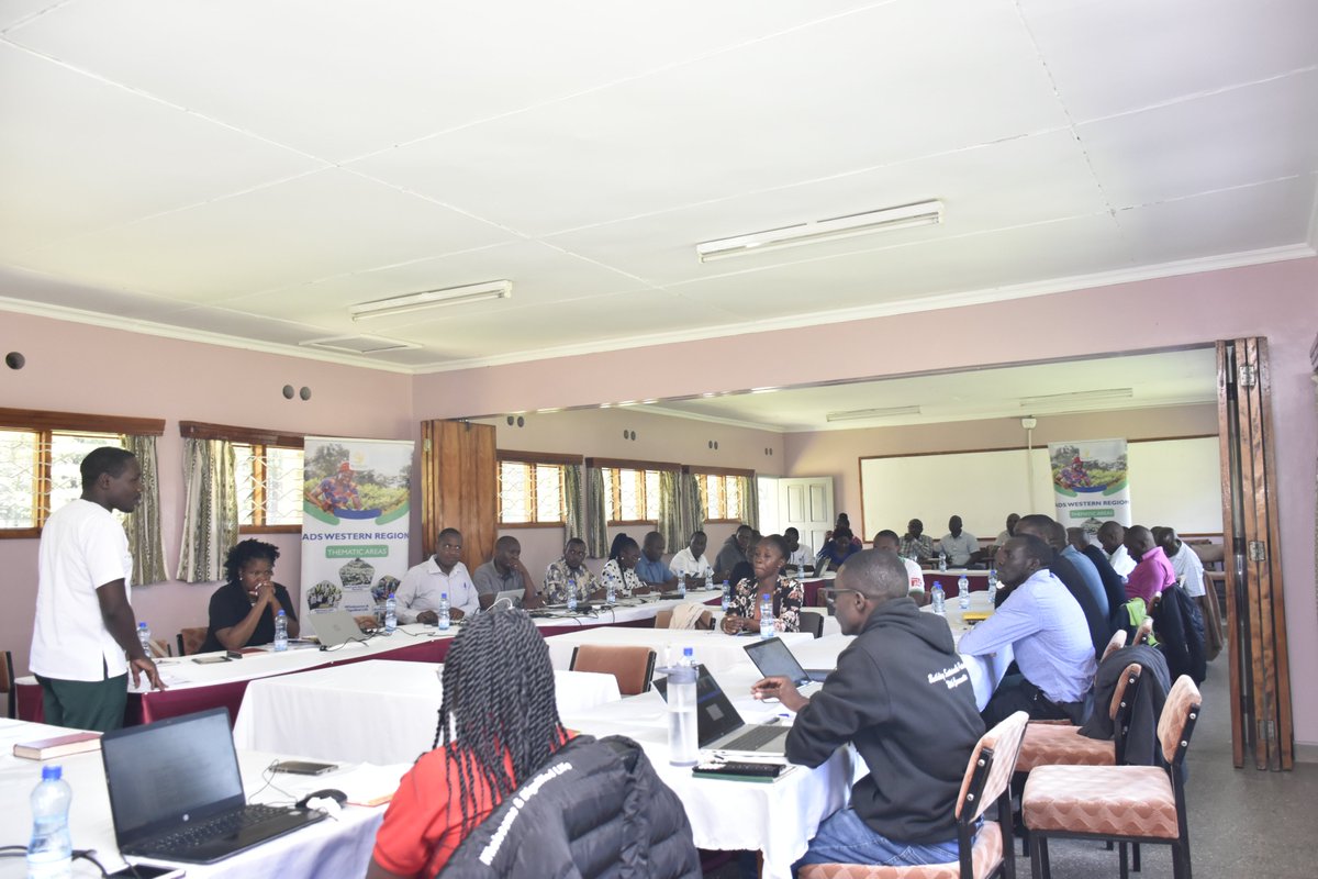 ADSWesternR's tweet photo. We continue to enhance our service delivery to the community by empowering staff wellness through a full day, monthly meeting dedicated to collecting project feedback, discussing updates, and sharing personal well being experiences.
#ADSWestern https://t.co/XwP9Sd2uHR