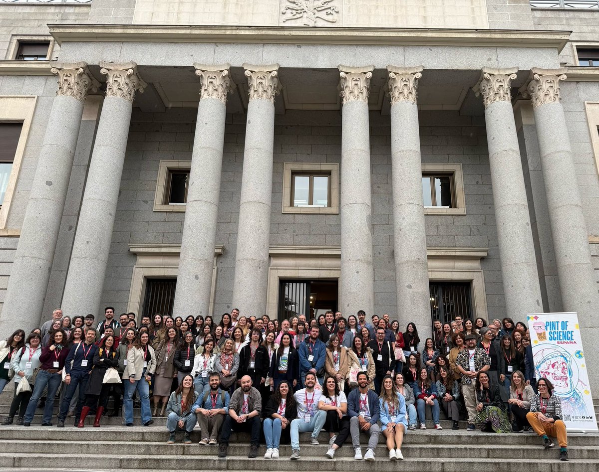 🥹GRACIAS🥹

A <a href="/CSICdivulga/">CSIC Divulga</a> y <a href="/mncn_csic/">Museo Nacional de Ciencias Naturales</a> por cedernos sus espacios y organizar el evento con nosotros🤗

A l@s más de 150 asistentes que se han unido a esta locura y han hecho del evento del X aniversario de <a href="/pintofscienceES/">Pint of Science ES</a> algo ENORME 🤯

Aquí la foto de familia👇🏼
#Pint25ES