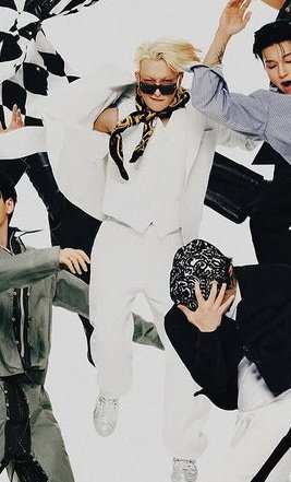 KHJ_H0NGSTYLE's tweet photo. KIM HONGJOONG all looks for @NotionMagazine from JUNYA WATANABE, Man 25SS (look 34)

#홍중  #HONGJOONG #JUNYAWATANABE #Magazine #Cover #NotionMagazine @NotionMagazine
#ATEEZ @ATEEZofficial https://t.co/qNbLsoep1M