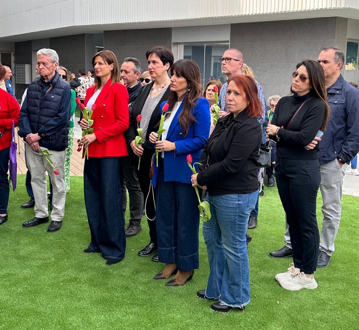 PSOE_Almeria's tweet photo. 🌍💚 El Parkinson afecta a muchos almerienses. En el Día Internacional del Parkinson, apoyamos la lucha de quienes lo padecen y valoramos el trabajo de la Asociación Parkinson Almería (APAL) 💪🏼🫱🏼🫲🏽✨
@FaamAlmeria
#parkinson #apal #apaealmeria #psoealmeria #almería https://t.co/7kPmbRMegk
