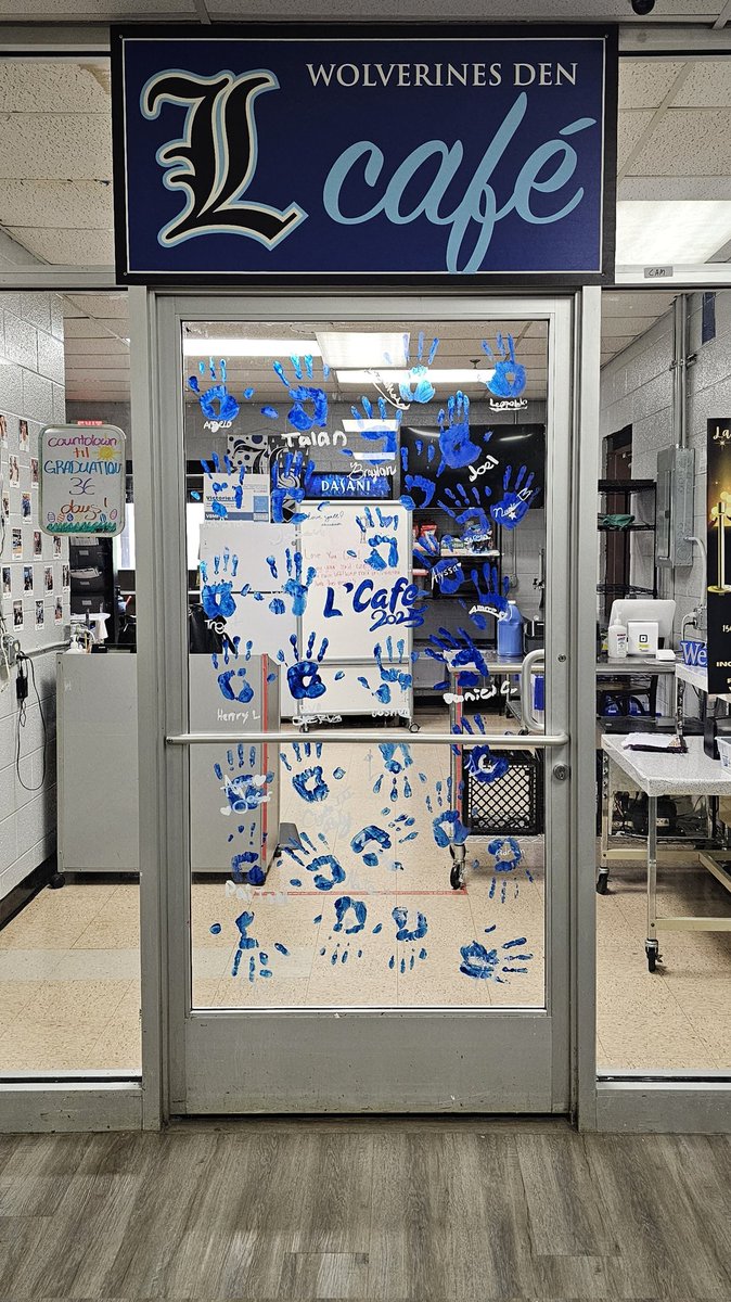 LHSLcafe's tweet photo. Its been quite the year at L'cafe! We've learned so much, grown together, and made memories that will last a lifetime.  I'm so proud of all of them. I know they'll go on to do great things. 💙 I couldn't have asked for a better group my first year teaching.
@LHSintheNews @RuCoCTE https://t.co/KCpqWCnKYv
