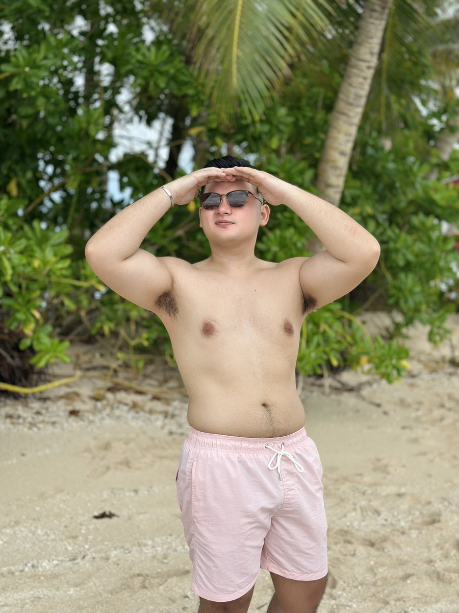 nixtomunoz's tweet photo. Silaw na silaw yan sya. https://t.co/T2a2KMFFPr