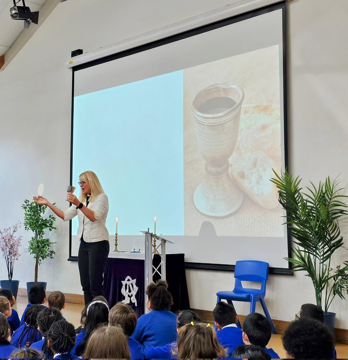 St Leonard's Primary tweet media