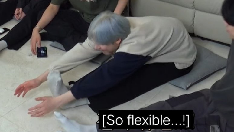 dankebby's tweet photo. FLEXIBILITY NOO 😱 https://t.co/8b7ypJHUUr