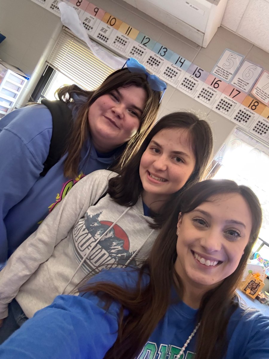 A happy early birthday present. When two of your former students from your first class join <a href="/204GYOT/">204 Grow Your Own Teachers</a> and come back to visit our classroom! The OG 1G &amp; 2G for life! 😊 <a href="/GombertGators/">Gombert Elementary</a>