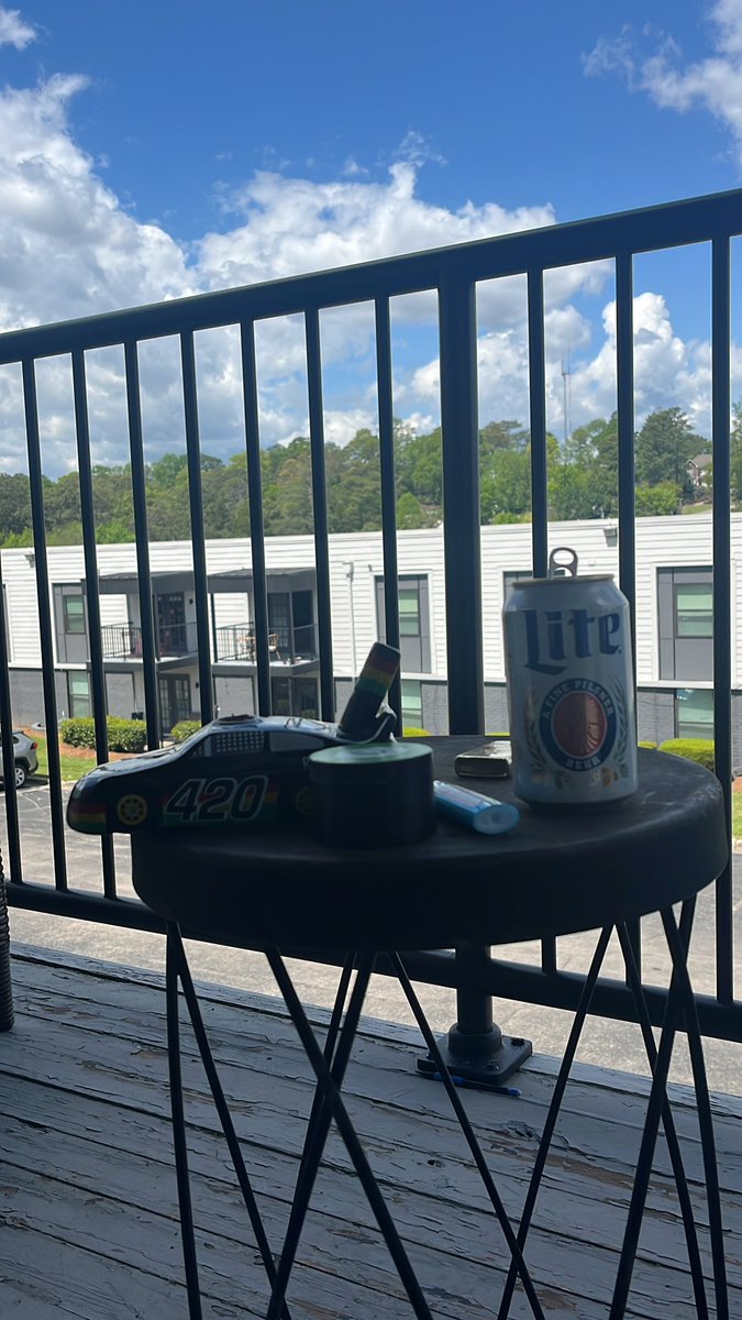 JuwuanTheOne's tweet photo. Beautiful day for some racing https://t.co/Wo60SPuq3Q