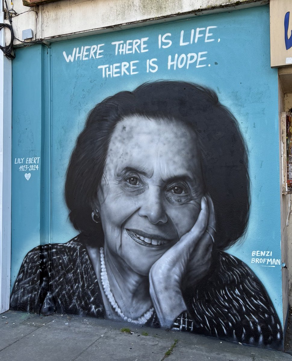 DovForman's tweet image. My great-grandmother rose from the ashes of Auschwitz with resilience and purpose.
Now, her face and story are framed in paint in the heart of Golders Green.
Though she may be gone, her legacy lives on ❤️