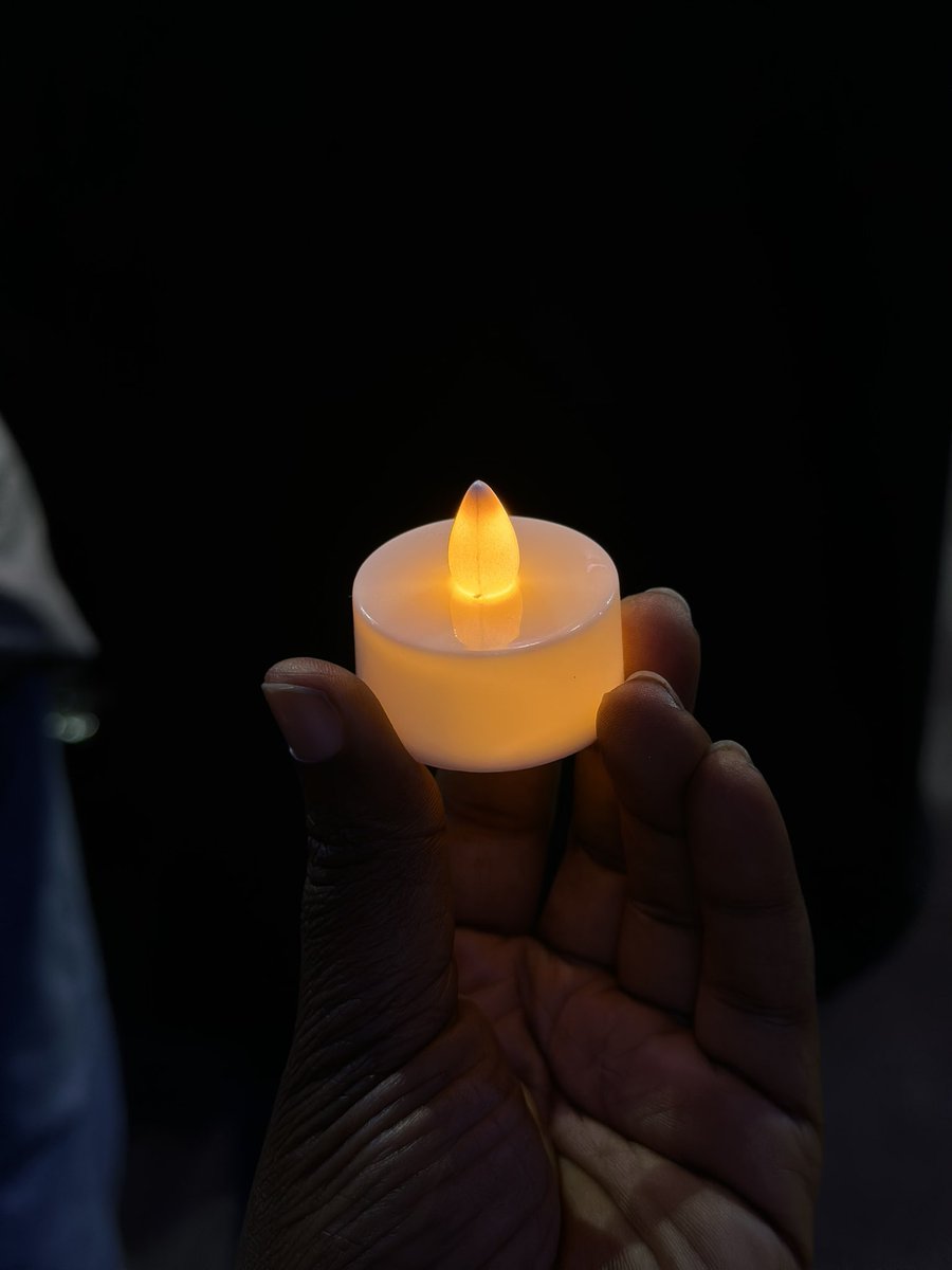 Claude9Rukundo's tweet photo. Ibaze kuvuga nabi igihugu utakirimo ngurebe ibyiza cyagezeho mumbaraga zacyo burigihe muvuga ibyo mutazi kuko mubyigishwa nabanzi bigihugu cyacu gusa icyo mbabwiye muri kwagiza umwanya wanyu Kandi abanyarwanda twese intero yacu nugusigasira ibyagezweho 🇷🇼🫶🌄🫂 https://t.co/6xPq8Yt3sX