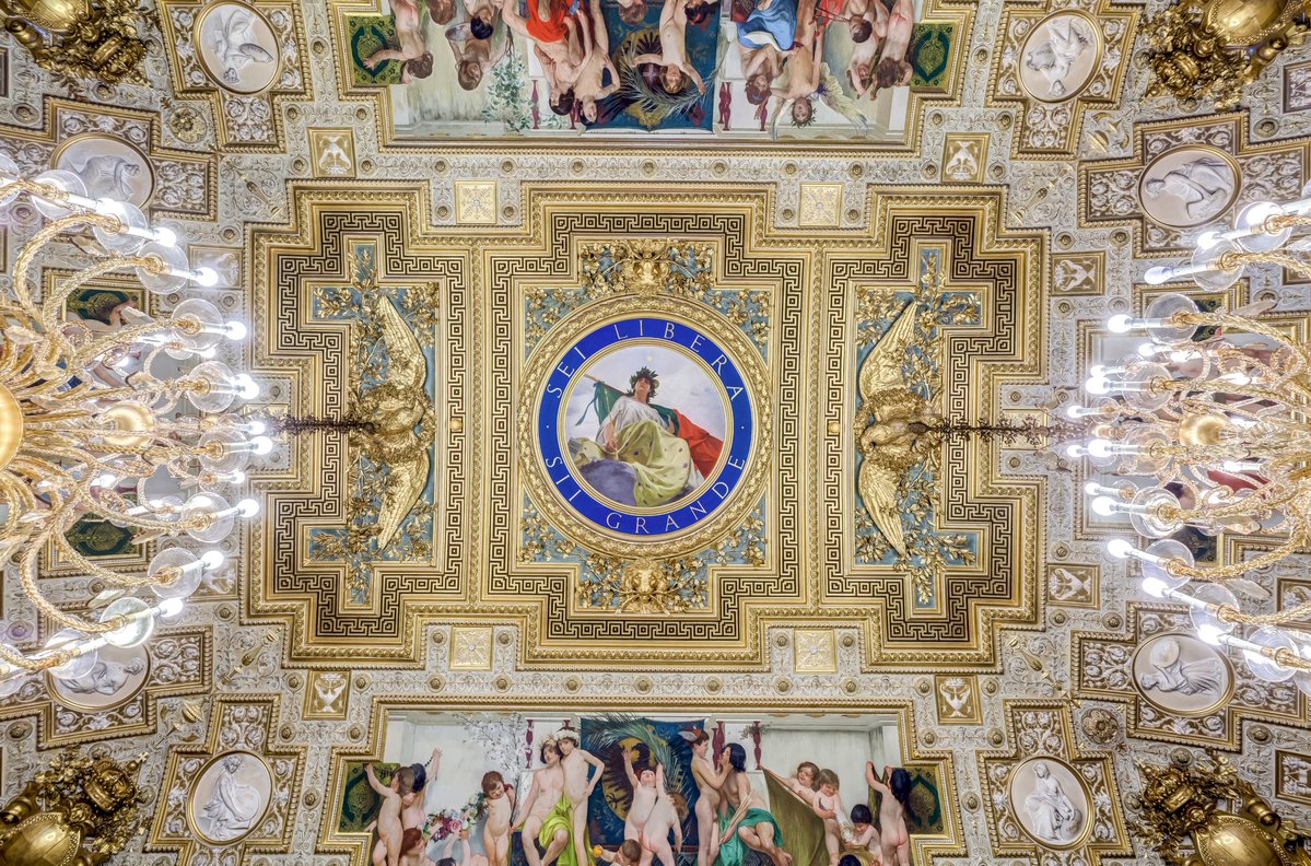 SenatoStampa's tweet photo. #VisitaVirtuale del #Senato alla scoperta di #PalazzoMadama, #PalazzoCarpegna, #PalazzoGiustiniani e #PalazzodellaMinerva https://t.co/OcljTyGZaQ Per visitarne i palazzi e conoscerne la storia su smartphone, tablet e PC 📸 Il soffitto della #SalaMaccari https://t.co/6eNTtemfby