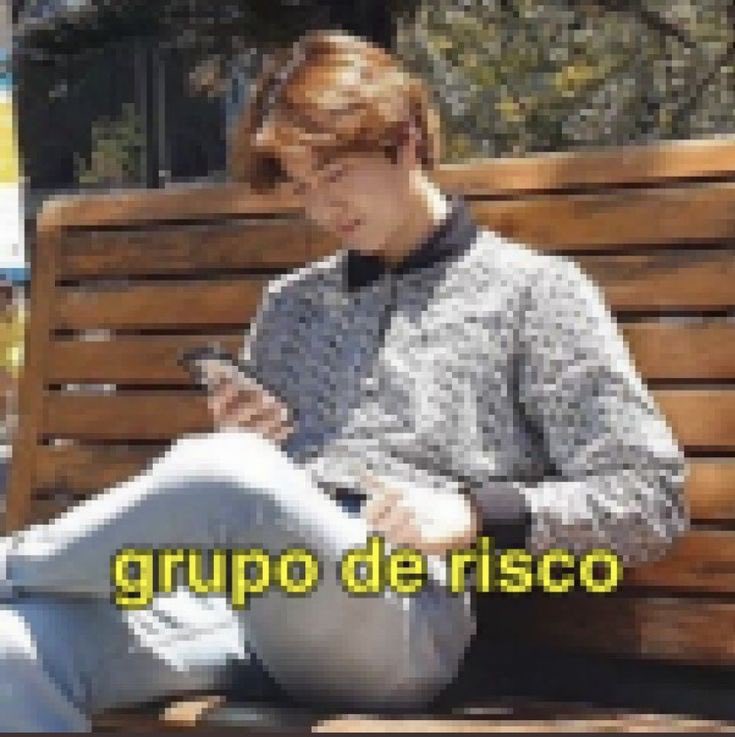 sehunwinx's tweet photo. mds o mais novo do exo tem 31 anos https://t.co/CyMBqwkbVZ