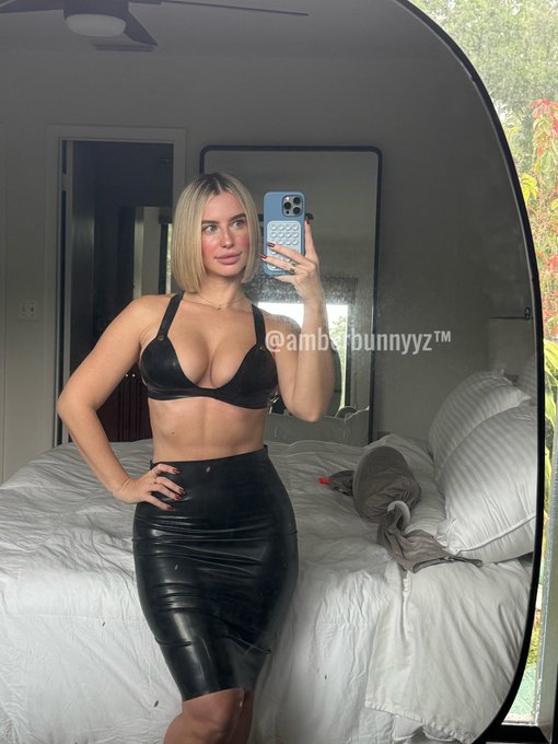 amberbunnyyz