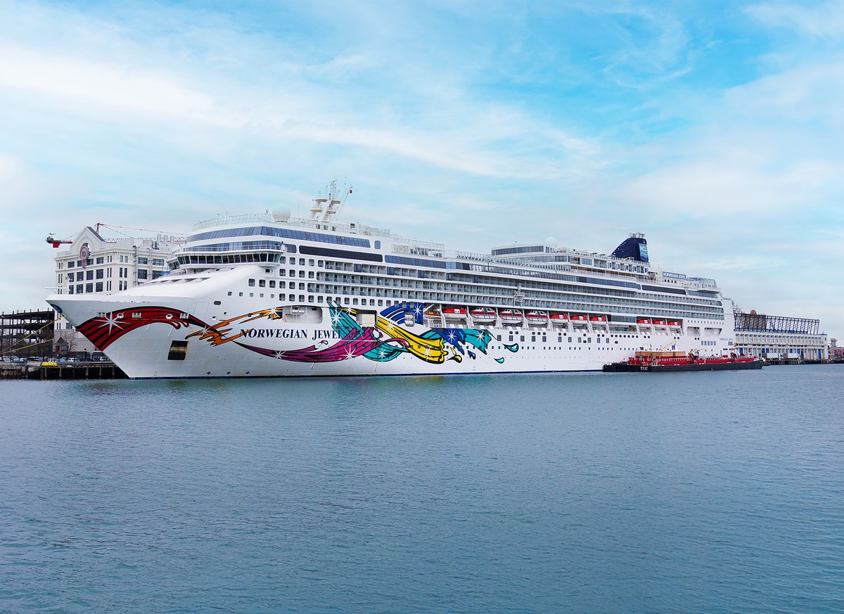 Today we kick off our official 2025 cruise season, with weekly sailings from Boston to Bermuda on the Norwegian Jewel. Visit bit.ly/3wrrEic to plan your easy escape to pink sand beaches.