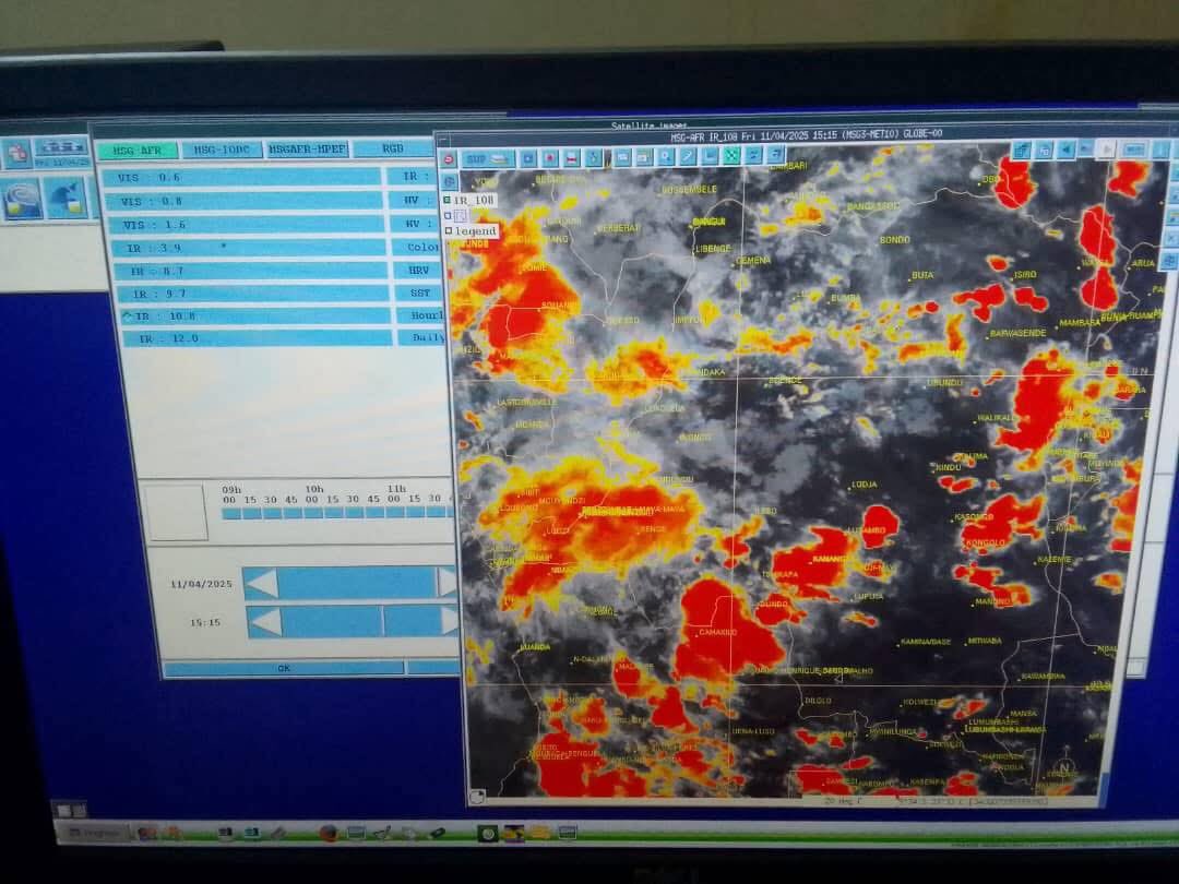 PlotinYambenga's tweet photo. #Kinshasa: De fortes pluies annoncées cettte nuit ; des scientifiques craignent le risque de graves inondations. https://t.co/p0bTjvnPaN