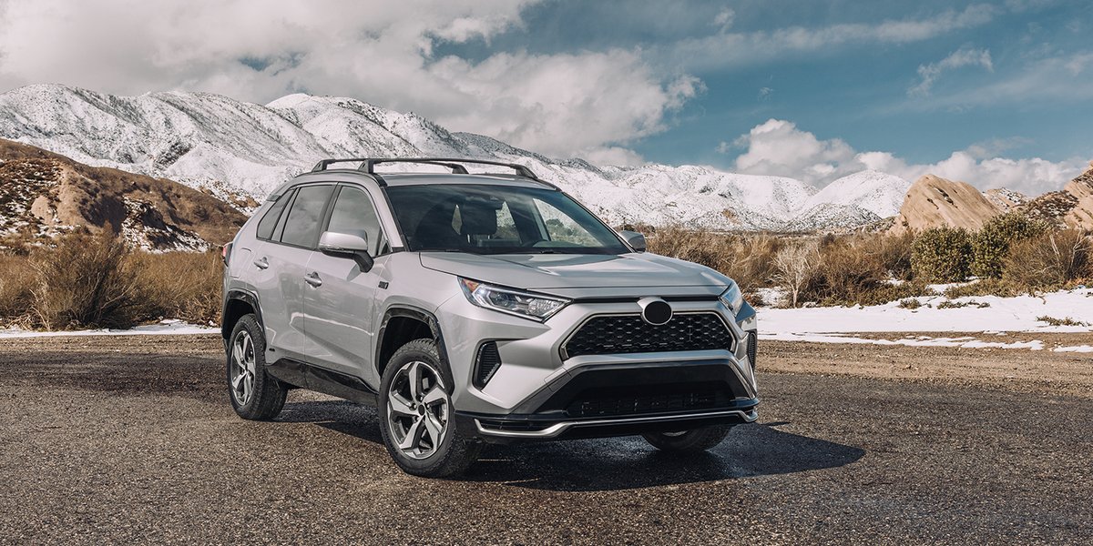 YokohamaTC's tweet photo. Whether it’s school runs or weekend getaways, the GEOLANDAR CV 4S is made to keep up. Quiet, reliable, and built for whatever road life throws your way.
#yokohamatire #onyokohamas #GEOLANDAR #CV4S #Toyota #RAV4 https://t.co/OfRyfF62o2