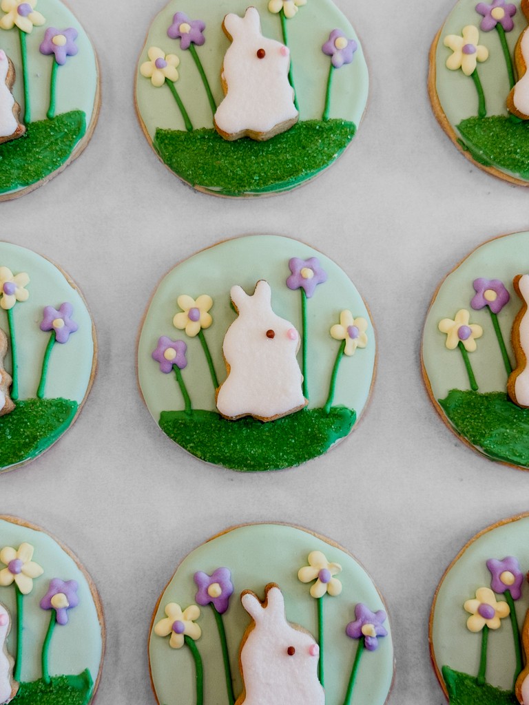 ButterBakedCafe's tweet photo. We're hopping with excitement over these decorated Easter Bunny cookies.⁠
⁠
They're the perfect treat for any Easter egg hunt or gift basket!⁠
⁠
Hop to it to get yours, while quantities last.⁠
⁠
#butterbakedgoods #easter #decoratedcookies #cookiedecorating #bakery https://t.co/co3SpYCSc0