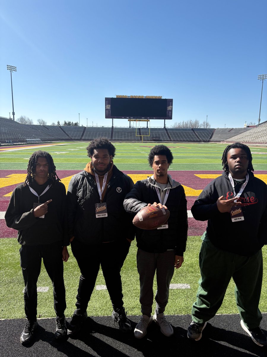 Ecorse Football (@ecorsefootball) on Twitter photo Had a great visit at <a href="/CMU_Football/">Central Michigan Football</a> today. Thanks to <a href="/CoachHaydenMace/">Hayden Mace</a> for inviting us up! Had a great visit at <a href="/CMU_Football/">Central Michigan Football</a> today. Thanks to <a href="/CoachHaydenMace/">Hayden Mace</a> for inviting us up!