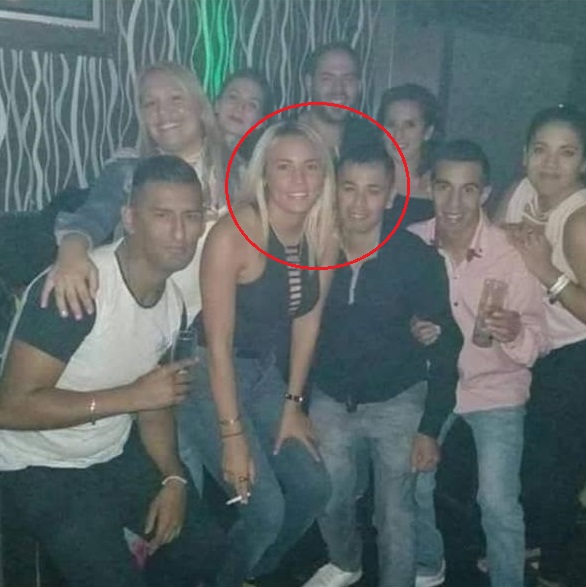 mauroszeta's tweet photo. 🚨 DETUVIERON AL HERMANO DE ROCÍO OLIVA
- Gastón Oliva fue detenido acusado de entrar a robar y golpear a un matrimonio de jubilados en Moreno
- Se lo asocia a otros tres robos con la misma modalidad https://t.co/Z2JeKHy3gz