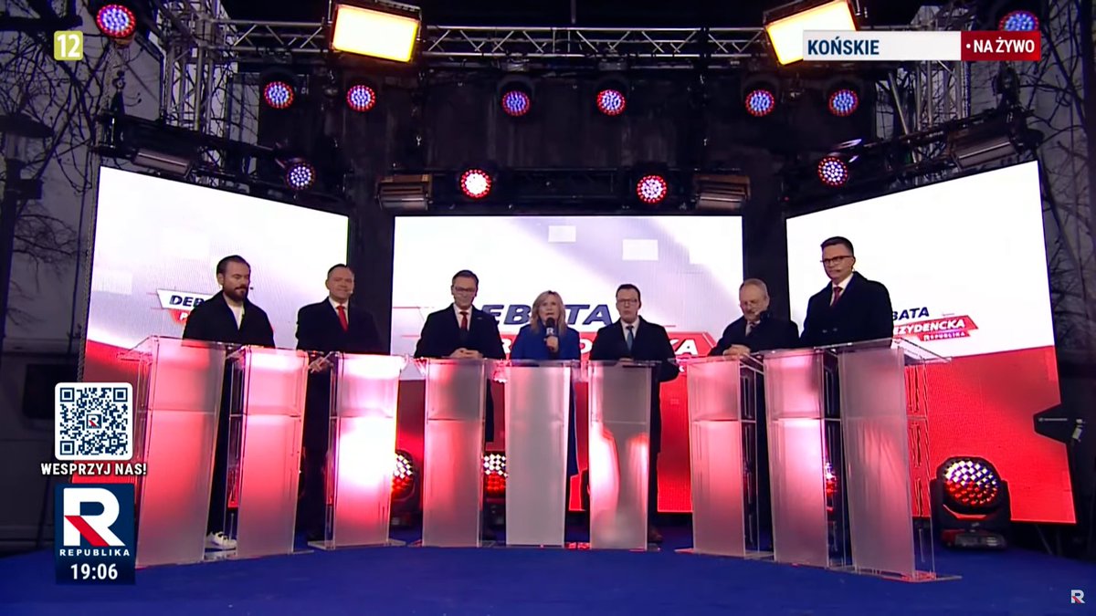 mikolajczykm's tweet photo. Jeśli ktokolwiek w sztabie Rafała Trzaskowskiego zastanawiał się, czy nieobecność na debacie Republiki może być dla niego obciążeniem, to Republika właśnie udowadnia, że wcale nie.

Nie wiem, co właśnie oglądam, ale bawię się znakomicie. https://t.co/PEJjLzrFdT