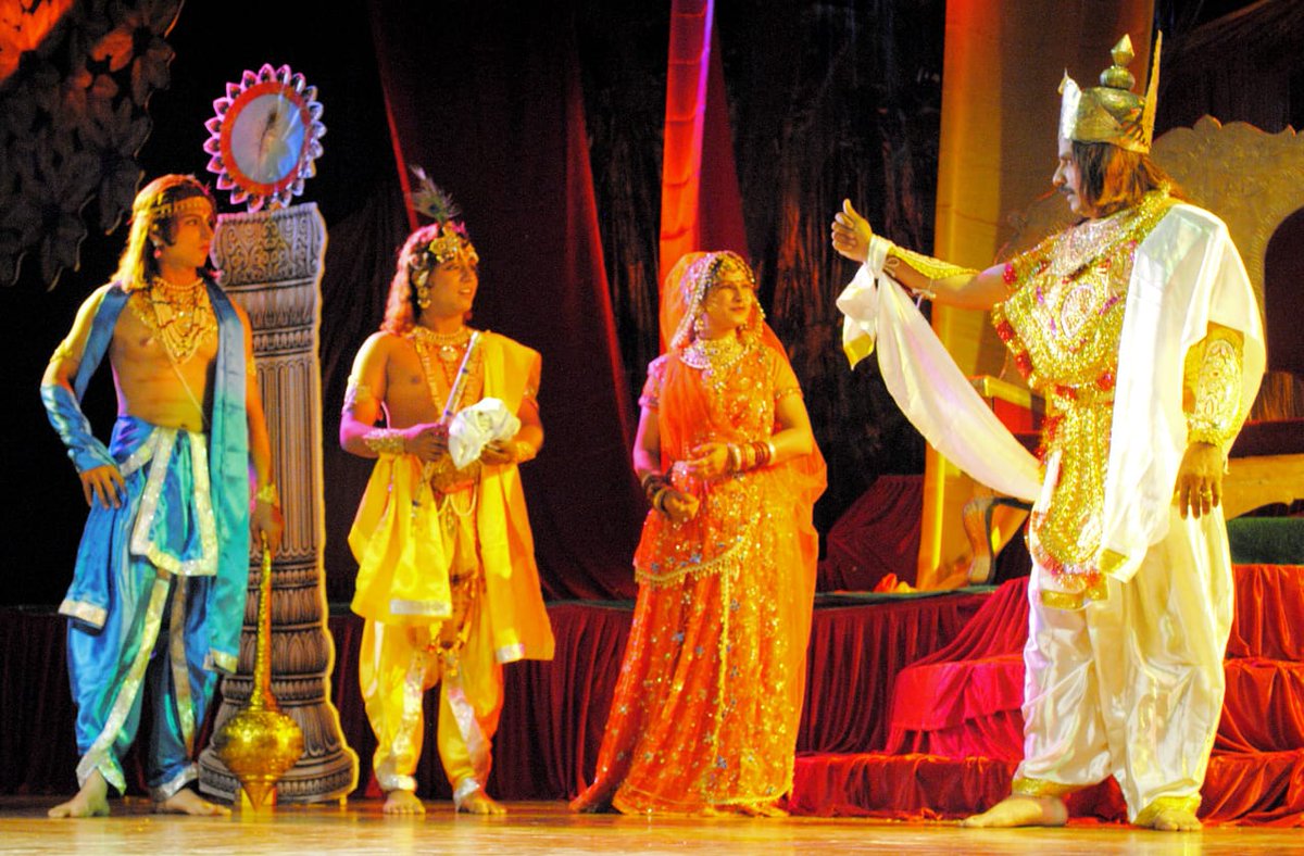 WebduniaHindi's tweet image. सम्राट विक्रमादित्य महानाट्य के मंचन से शुरू हुई @DrMohanYadav51  डॉ. यादव की शीर्ष तक की यात्रा

#MohanYadav #samratvikramaditya #MPNews