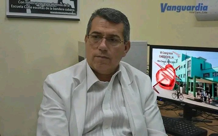 🩺Hijos que, tal vez, podrían estar mejor en otra tierra, pero que prefieren la suya, donde el cariño de miles los abraza cada día y el agradecimiento es la mayor satisfacción por el sagrado deber cumplido. 
#JuntosPorVillaClara