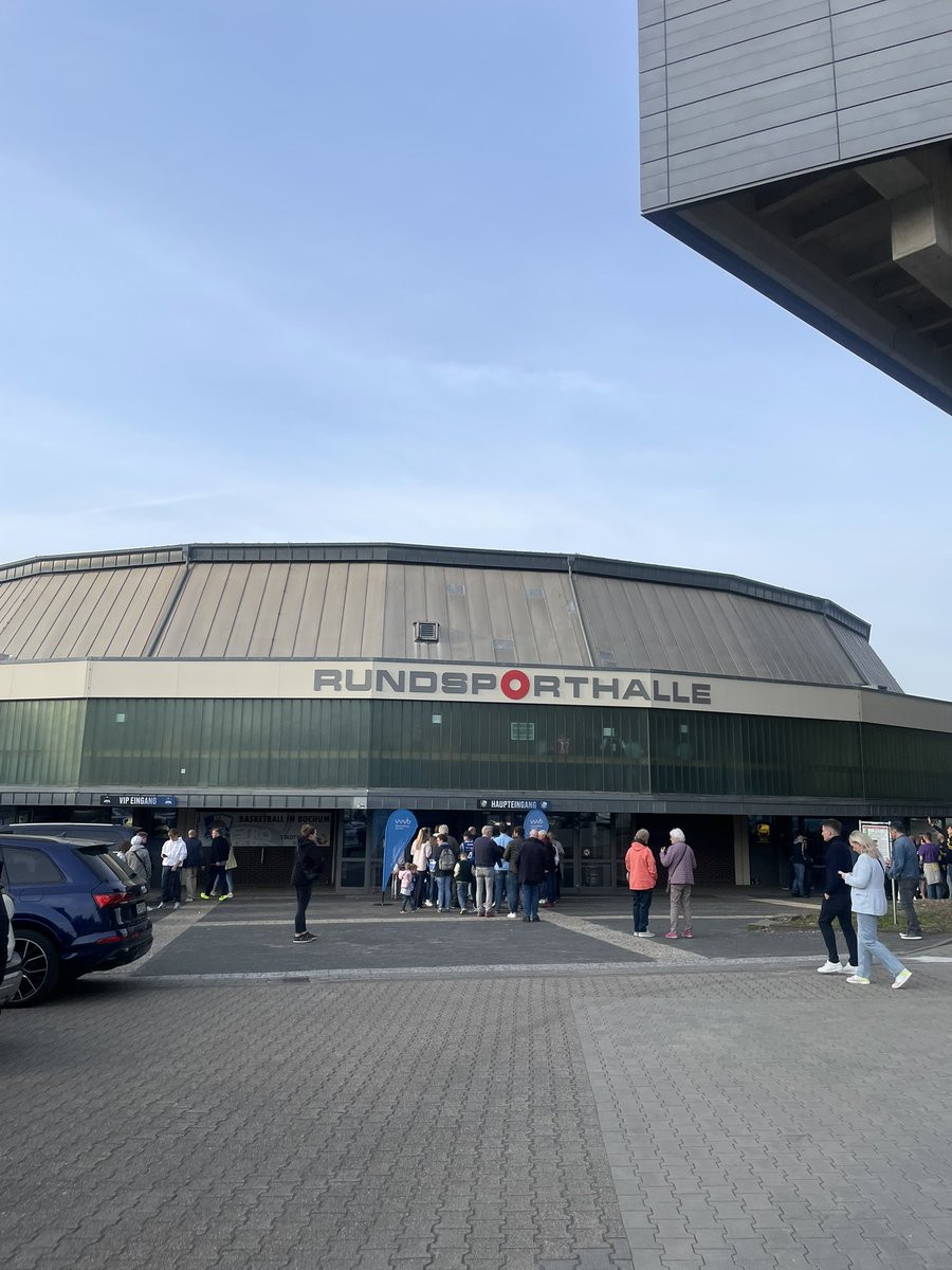 macgregor_tom's tweet photo. Derby gegen Hagen #VfLBochum1848 #Astrostars #vflsparkassenstars https://t.co/pMIBH0Igan