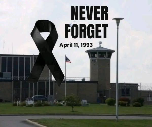 MrDarrenEPrice's tweet photo. 32 yrs ago today began the longest #prisonriot in #US history at #SOCF in #Lucasville. Pls remember the staff & their families whose lives were forever changed, especially the family of C/O Bobby Vallandingham, who was murdered during the riot.#Brotherhood #NeverForget @DRCOhio https://t.co/EJpunoKpDp