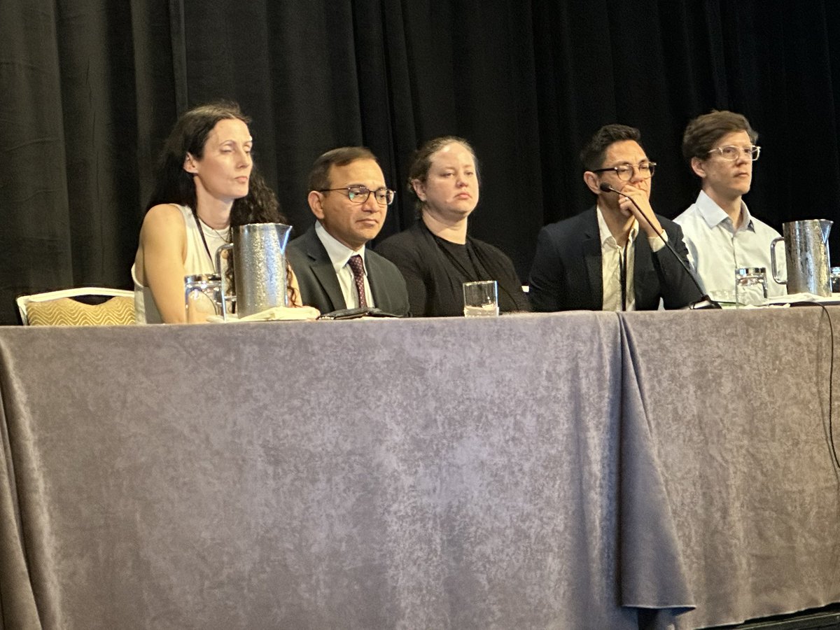 SKPedRadFellows's tweet photo. At #SPR2025 #SPR25 in Honolulu, Hawaii, enjoying the unknown cases session presented by great teachers, including our faculty Drs Govind Chavhan and Samantha Gerrie @govindchavhan https://t.co/QIIcxlelNS