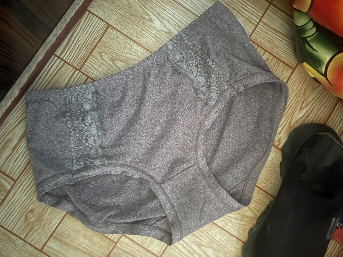 BrideFucker1's tweet photo. My baby stuffs https://t.co/z8JiPJGzLj