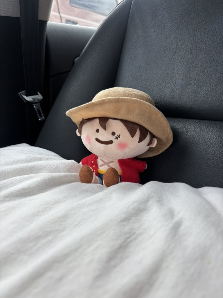 pramecias's tweet photo. road trip buddy :] https://t.co/PwMUfDcHVq
