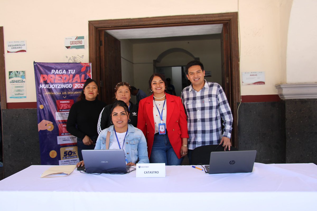 robertsolisvall's tweet photo. Jefas y jefes, ya estamos más que listos en el gobierno municipal para recibirlos y atenderlos como se merecen. 👨🏽‍💻👩🏽‍💻

Todas las áreas estamos coordinadas y con toda la disposición para servirles como se debe y resolver sus dudas. 

¡Los estamos esperando con los brazos abiertos y con mucho gusto!