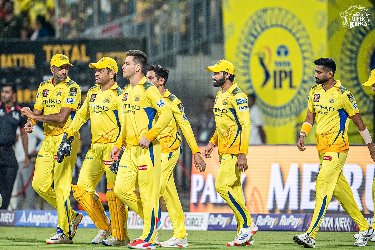 ChennaiIPL's tweet photo. Long way ahead.💔

#CSKvKKR https://t.co/kMiNEWxYvX