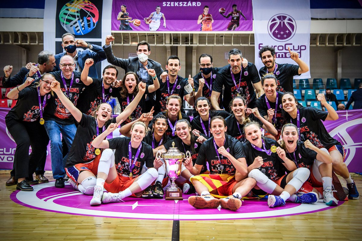 EuroCup Women (@eurocupwomen) on Twitter photo A new title on the way in #EuroLeagueWomen? ๐
Four years ago today, <a href="/valenciabasket/">Valencia Basket Club</a> were crowned 2021 #EuroCupWomen champs... ๐๐๐พ A new title on the way in #EuroLeagueWomen? ๐
Four years ago today, <a href="/valenciabasket/">Valencia Basket Club</a> were crowned 2021 #EuroCupWomen champs... ๐๐๐พ