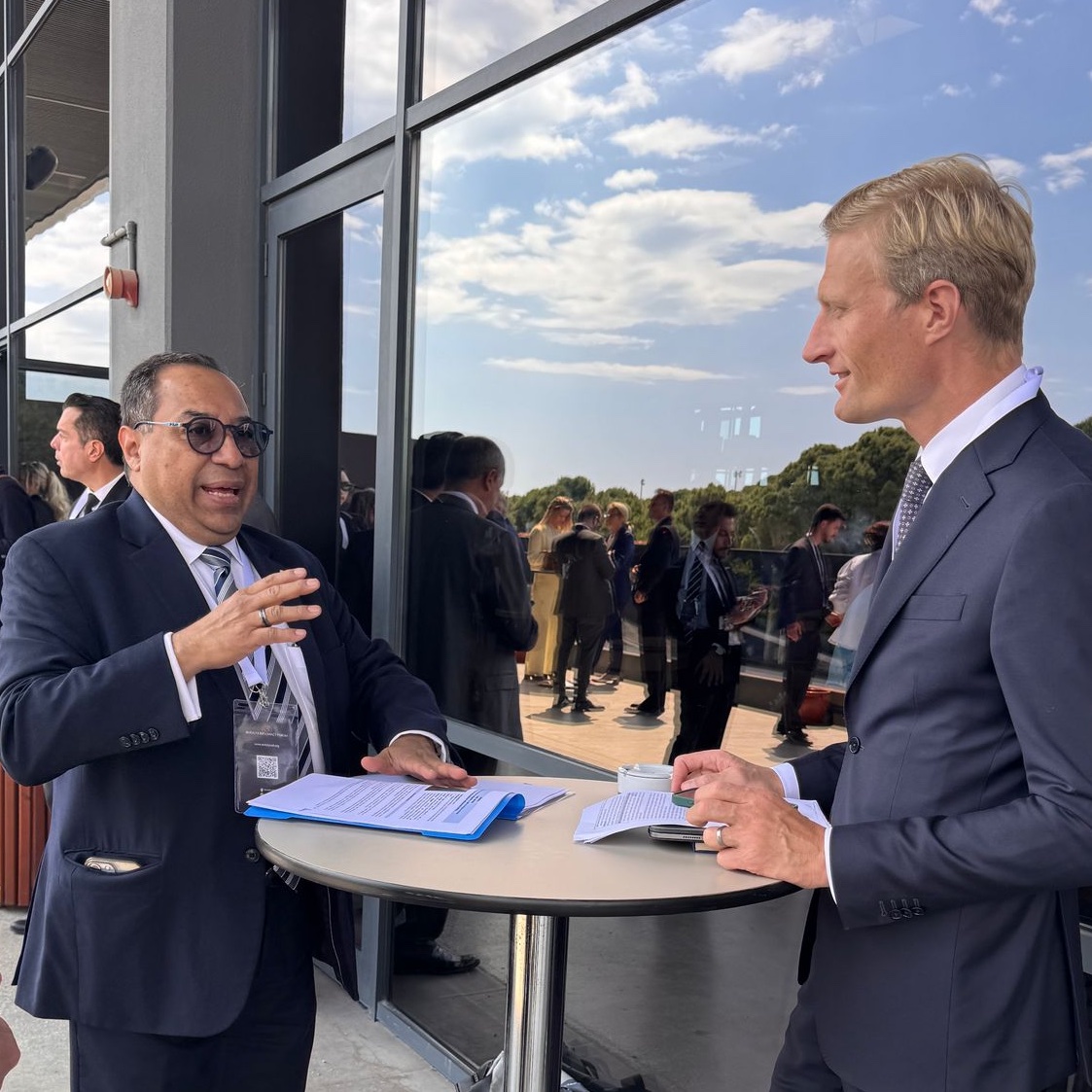 MinexGt's tweet photo. En el marco del foro @AntalyaDF, el Viceministro de Relaciones Exteriores Julio Orozco se reunió con @CarlSkau, Director Ejecutivo Adjunto de @WFP, para abordar asuntos de la cooperación hacia 🇬🇹.
#meet4diplomacy #adf2025 #thinktogetheracttogether https://t.co/fp7zTaAtHf