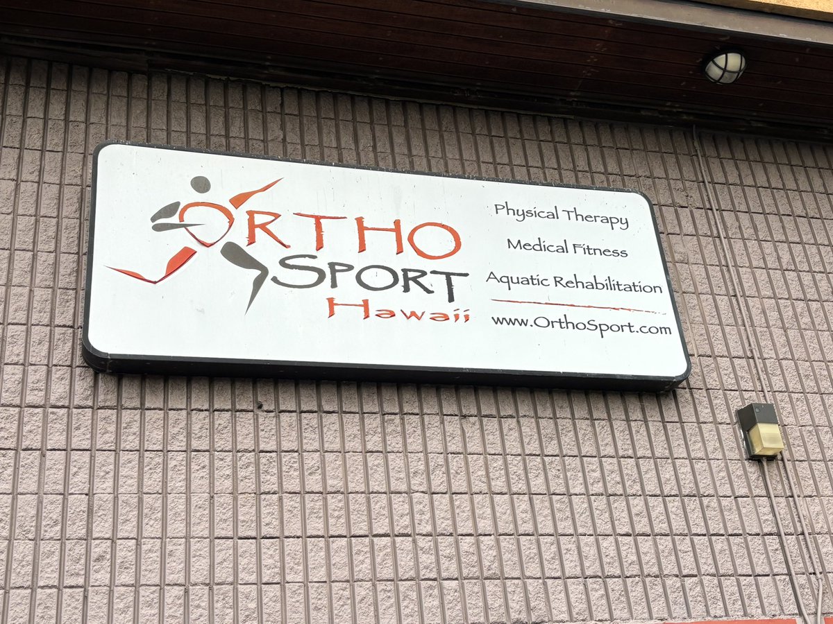 concussionspot's tweet photo. Just got finished teaching a vestibular &amp; concussion course on O‘ahu—what a weekend! Big thanks to OrthoSport Hawaii for hosting and to the awesome PT crew who showed up ready to learn. Love helping grow neuro rehab in the islands!
@OrthoSportHI 
#PT #Vestibular #ConcussionCare https://t.co/b2srwBmMS8