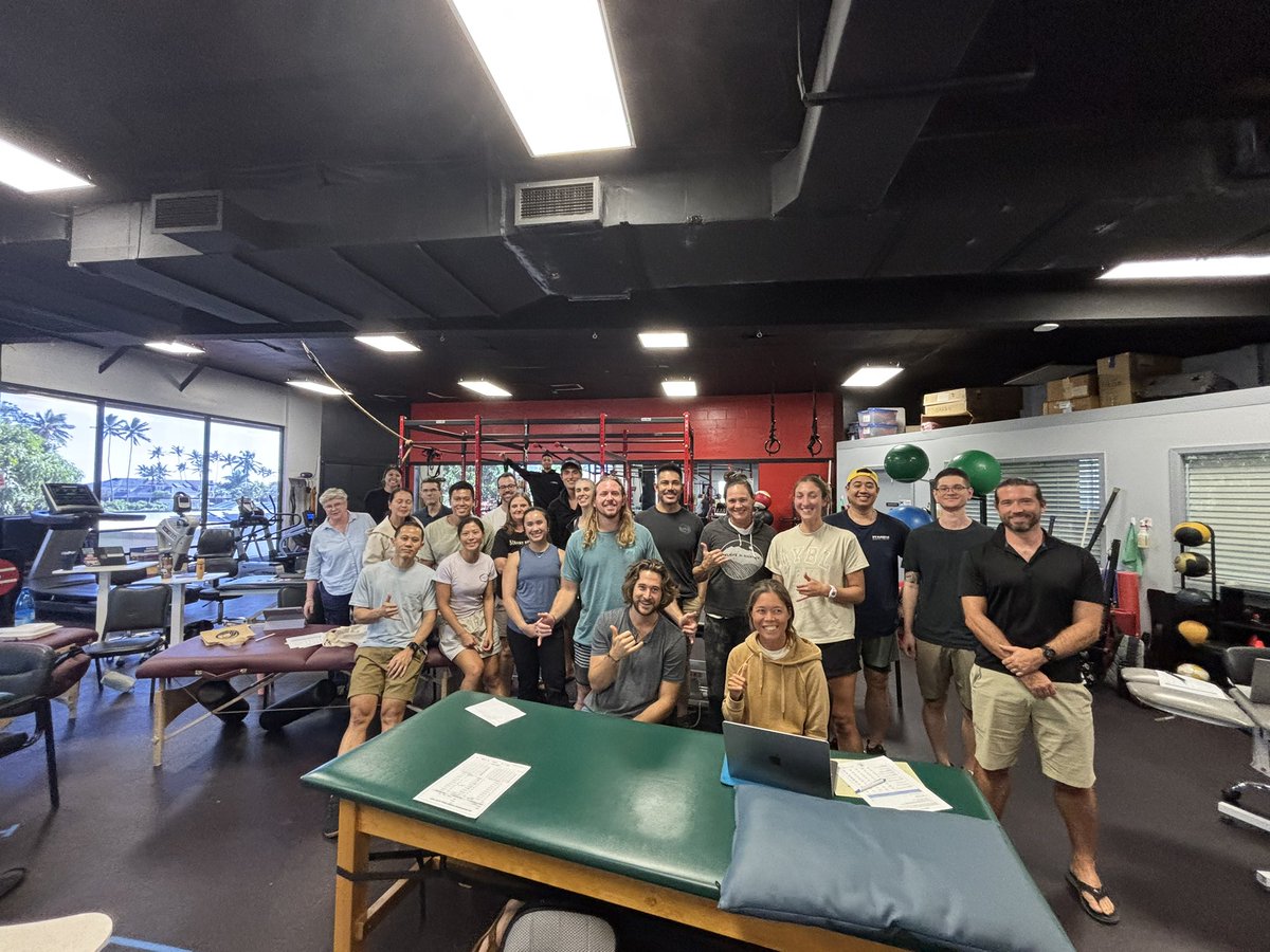 concussionspot's tweet photo. Just got finished teaching a vestibular &amp; concussion course on O‘ahu—what a weekend! Big thanks to OrthoSport Hawaii for hosting and to the awesome PT crew who showed up ready to learn. Love helping grow neuro rehab in the islands!
@OrthoSportHI 
#PT #Vestibular #ConcussionCare https://t.co/b2srwBmMS8